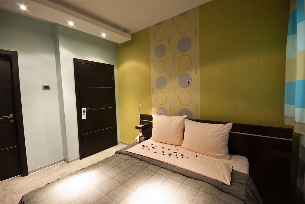 City Code In Joy Belgrade Extérieur photo