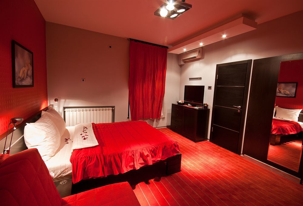 City Code In Joy Belgrade Extérieur photo
