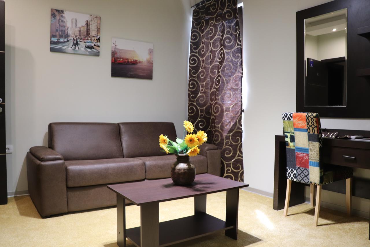 City Code In Joy Belgrade Extérieur photo