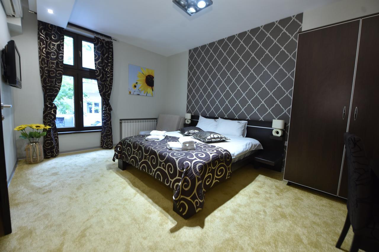 City Code In Joy Belgrade Extérieur photo