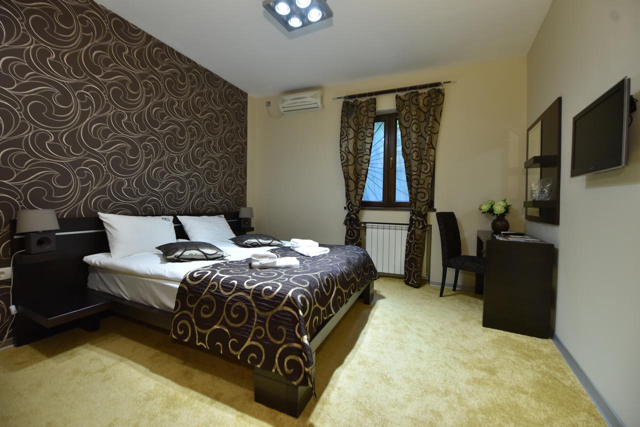 City Code In Joy Belgrade Extérieur photo
