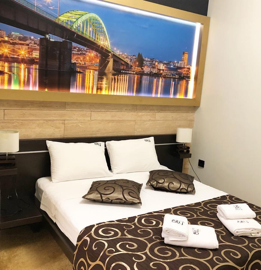 City Code In Joy Belgrade Extérieur photo